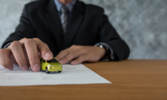 Accident lawyer consultation